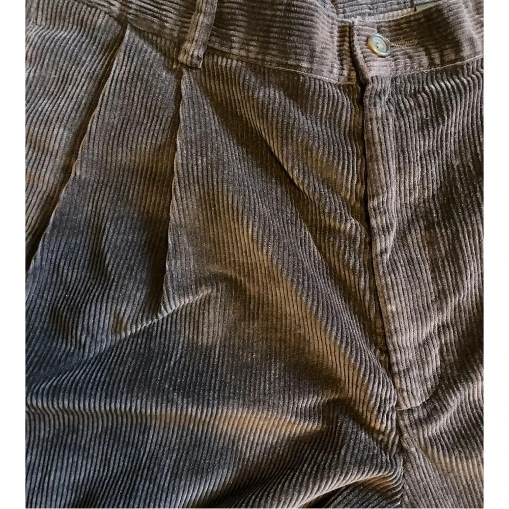 Eddie Bauer Men’s Dark Brown Pleated Corduroy Slacks Size 36x36 NWOT Perfect - Picture 5 of 7